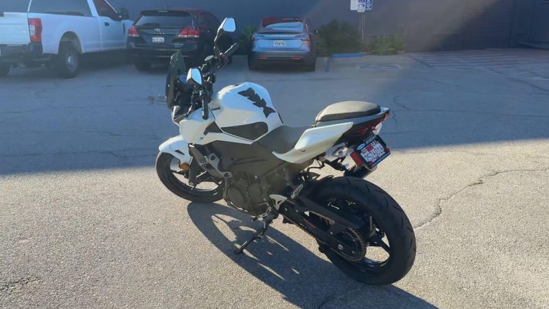 Used 2023 Kawasaki Z400 ABS Image 6