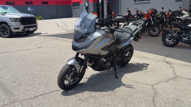 New 2026 Honda NT1100 DCT Image 4