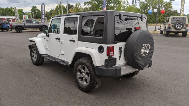 2017 Jeep Wrangler Unlimited Image 5