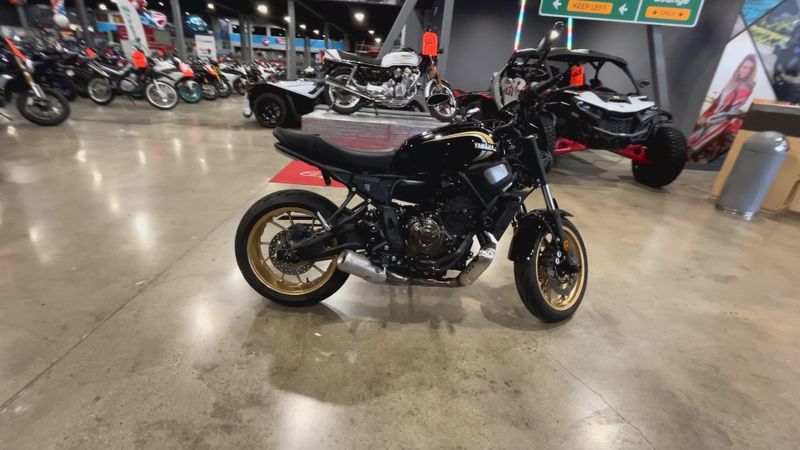 2023 Yamaha XSR700 Image 9