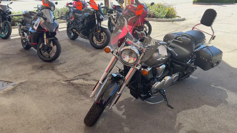 New 2026 Kawasaki VULCAN 900 CLASSIC LT Image 8