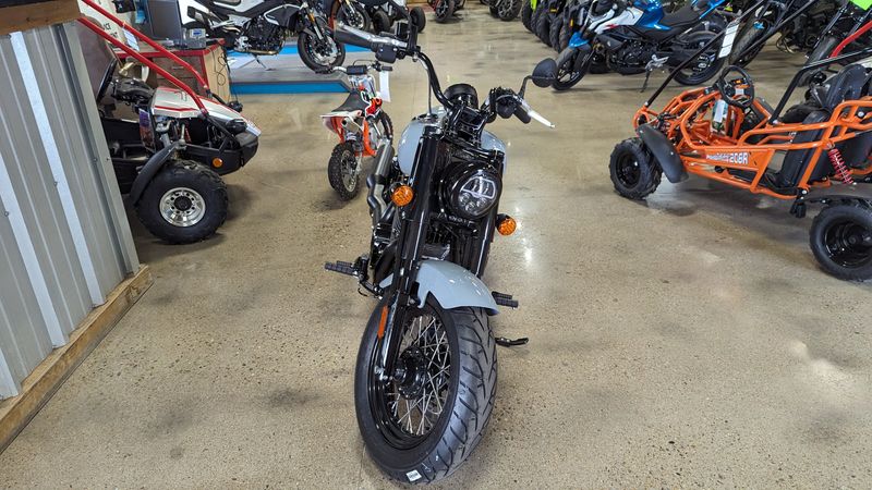 2024 INDIAN MOTORCYCLE CHIEF BOBBER DH STORM GRAY 49ST Dark HorseImage 15