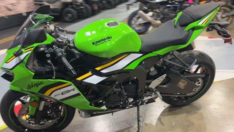 New 2025 Kawasaki NINJA ZX-6R ABS KRT EDITION Image 9