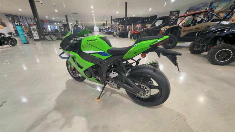 New 2026 Kawasaki NINJA ZX-10R ABS Image 5
