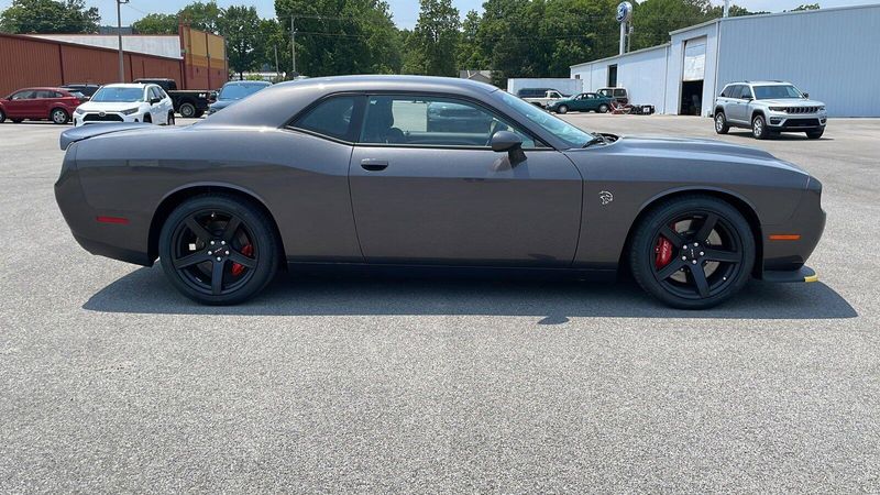 2022 Dodge Challenger SRT8 Hellcat photo 7