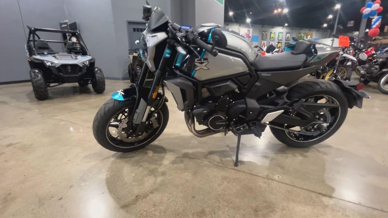 2023 CFMOTO CL-X 700 Image 7