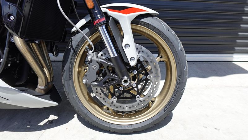 New 2026 Triumph Trident 800 