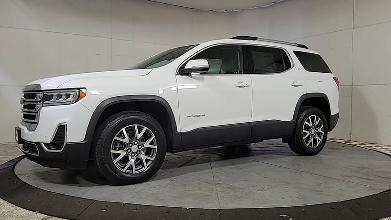 2023 Gmc Acadia SLT photo 4