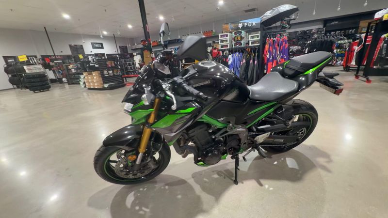 Used 2024 Kawasaki Z900 SE Image 4