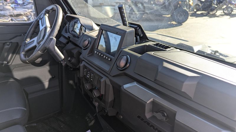 2025 Polaris RANGER CREW XP 1000 NORTHSTAR EDITION ULTIMATE STEALTH GRAYImage 14