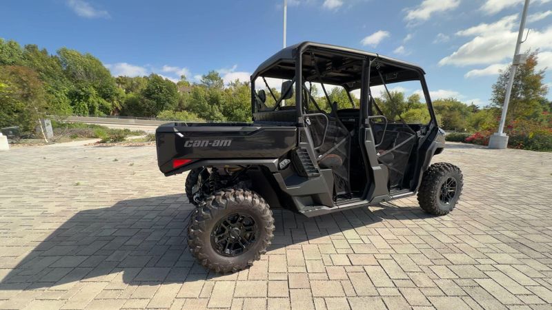 New 2026 Can-Am DEFENDER MAX LONE STAR HD11 Image 9