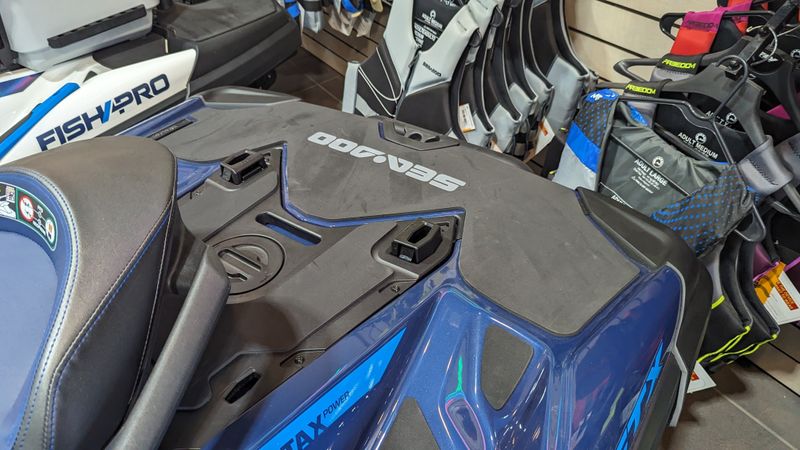 2024 SEADOO GTX 300 WITH SOUND SYSTEM IDF BLUE ABYSS AND GULFSTREAM BLUE Image 8