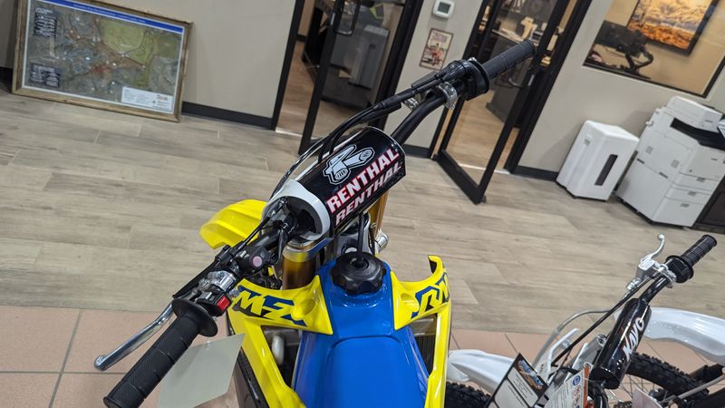 2025 Suzuki RMZ 450 Image 10