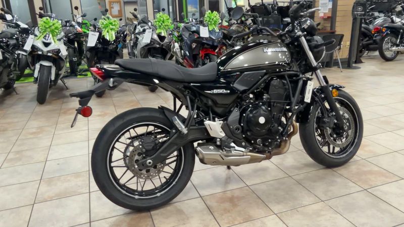 Used 2024 Kawasaki Z650RS ABS Image 9
