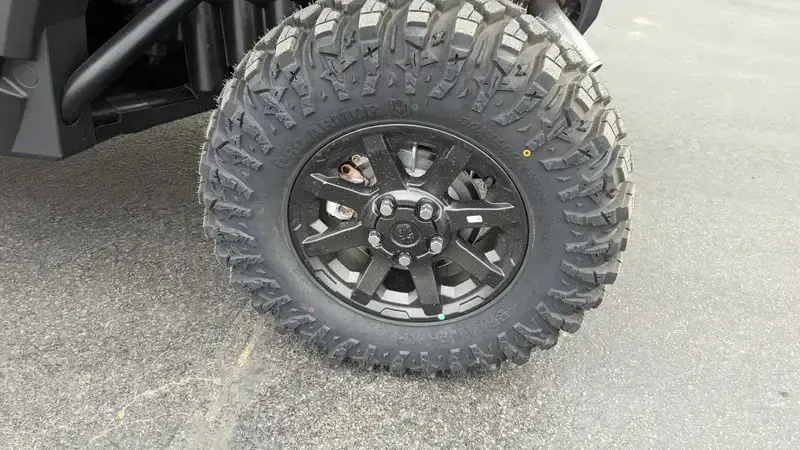 New 2025 Polaris XPEDITION XP 5 NORTHSTAR MATTE SUPER GRAPHITE Image 11