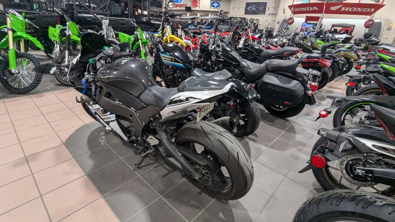 2018 Kawasaki NINJA ZX10R KRT EDITIONImage 4