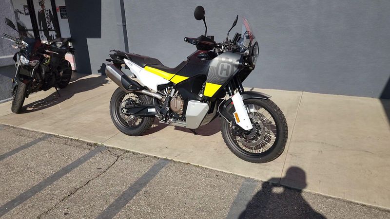 2023 HUSQVARNA NORDEN 901  in a BLACK exterior color. Del Amo Motorsports of Los Angeles (562) 262-9181 delamomotorsports.com 