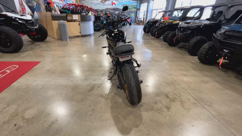 2023 Yamaha XSR700 Image 7
