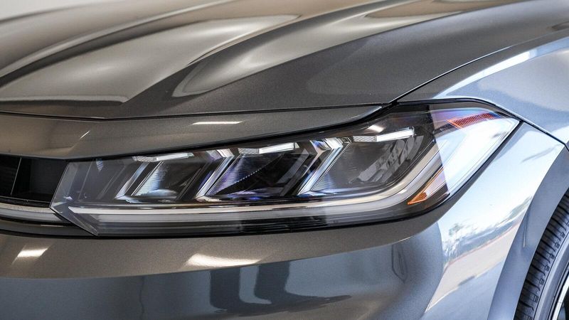 New 2025 Volkswagen Jetta 1.5T SELImage 7