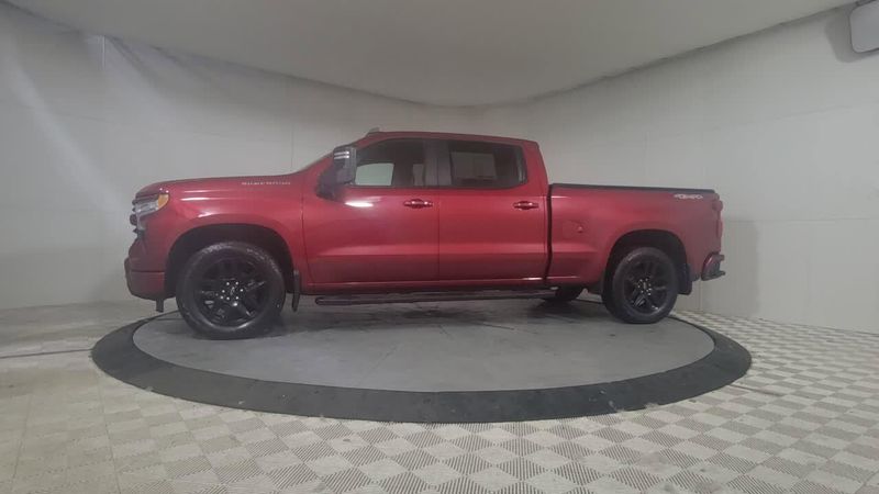 2023 Chevrolet Silverado 1500 RST photo 4