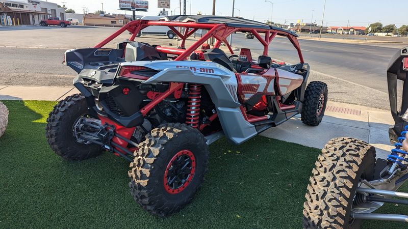 2024 Can-Am MAVERICK X3 MAX X DS TURBO RR FIERY RED AND HYPER SILVERImage 7