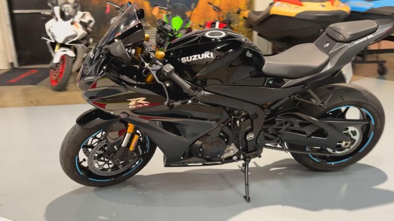 Used 2024 Suzuki GSX-R1000R CA Image 2