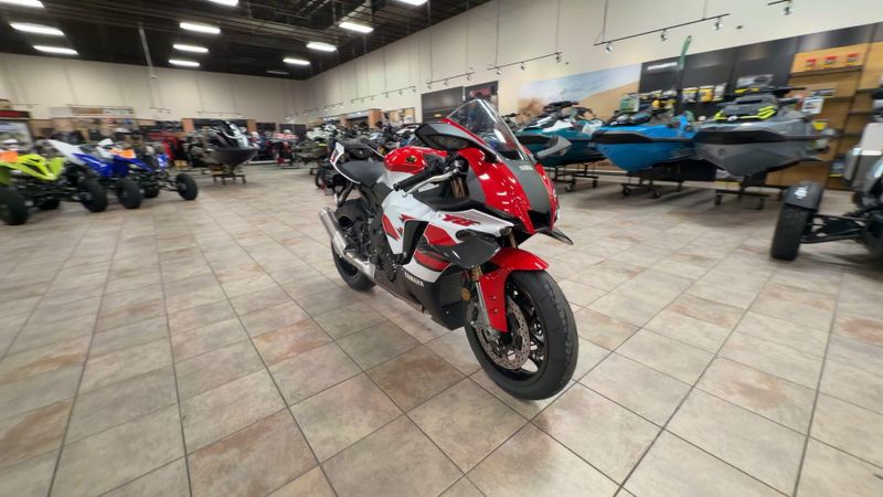 New 2026 Yamaha YZF-R1 70TH ANNIVERSARY EDITION Image 3