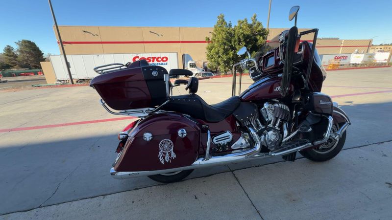 Used 2017 Indian Motorcycle Roadmaster Image 9