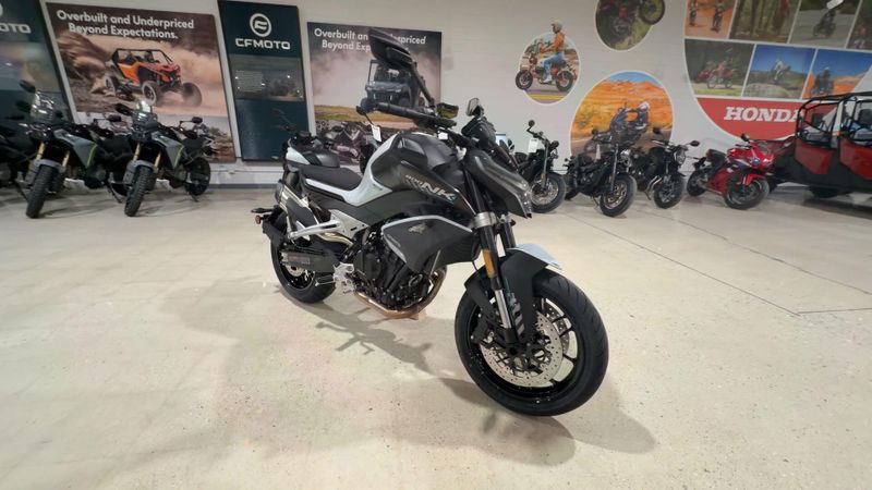 New 2026 CFMOTO 800NK Image 4