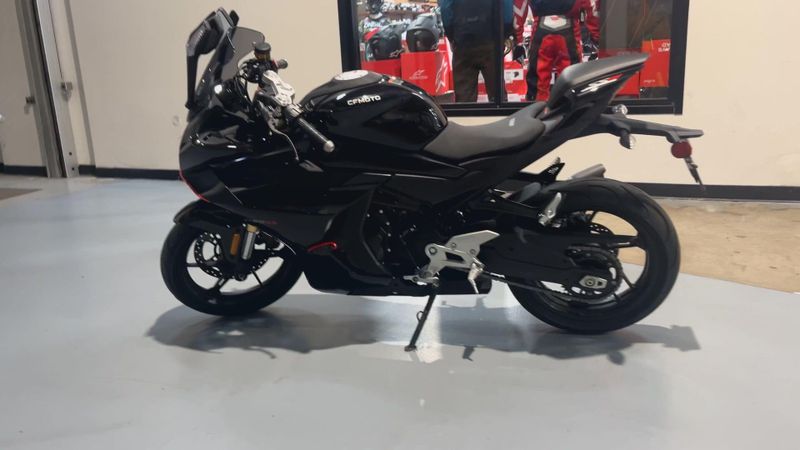 2024 CFMOTO 450SS CF400-6US Image 5