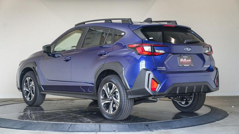 New 2025 Subaru Crosstrek PremiumImage 2