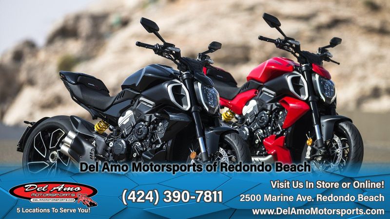 2024 Ducati DIAVEL V4 Image 4