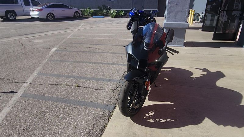 Used 2025 Kawasaki NINJA ZX-10 Image 7