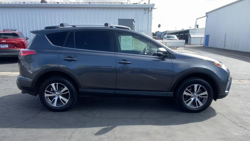 Used 2018 Toyota RAV4 XLEImage 9