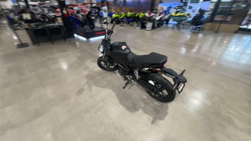 Used 2025 Honda CB300R ABS Image 7