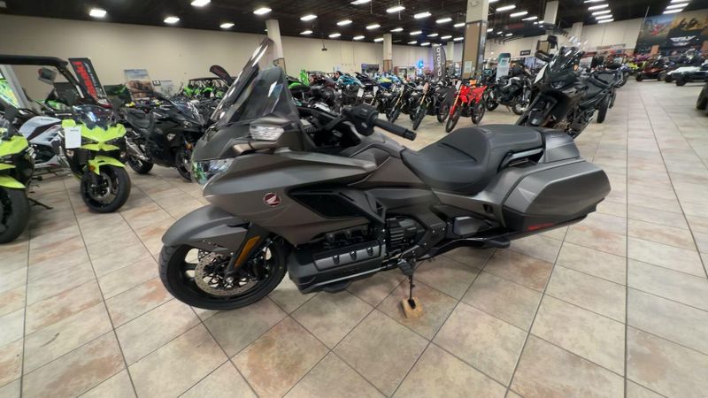 New 2026 Honda GOLDWING DCT Image 5