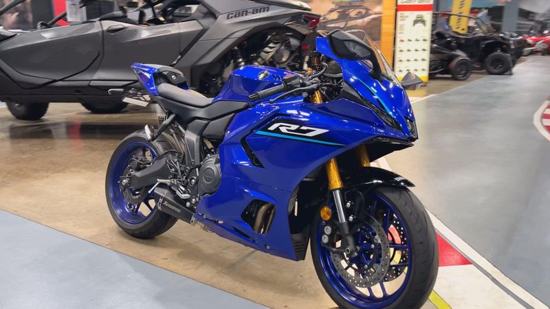 Used 2026 Yamaha YZF-R7 CA Image 6