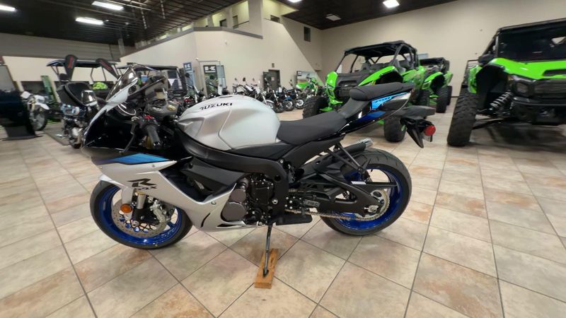 New 2026 Suzuki GSX-R750 Image 6