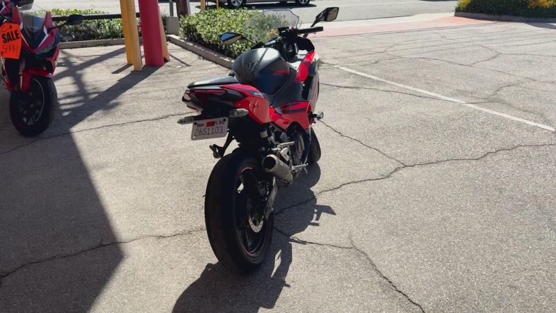 Used 2024 Kawasaki Ninja 500 SE ABS Image 4