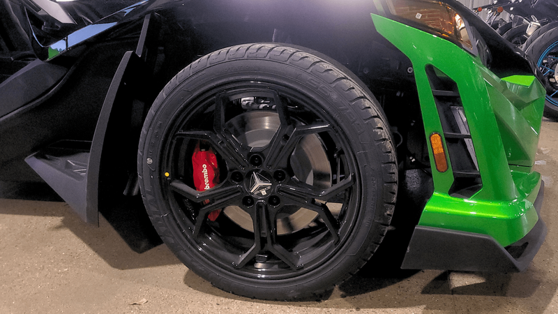 NEW 2026 POLARIS SLINGSHOT GRAND TOURING AUTODRIVE Image 5