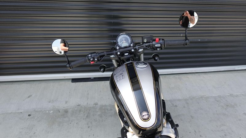 2025 Triumph Bonneville Bobber Euro 5a Base 