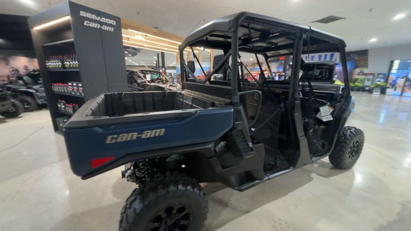 New 2026 Can-Am DEFENDER MAX XT HD11 WITH 10.25 IN. INFOTAINMENT Image 6