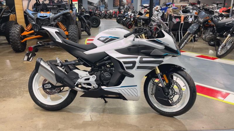 New 2026 CFMOTO 450SS Image 5