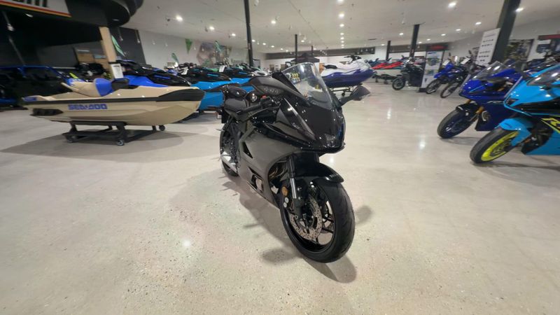 New 2026 Yamaha YZF-R7 Image 6