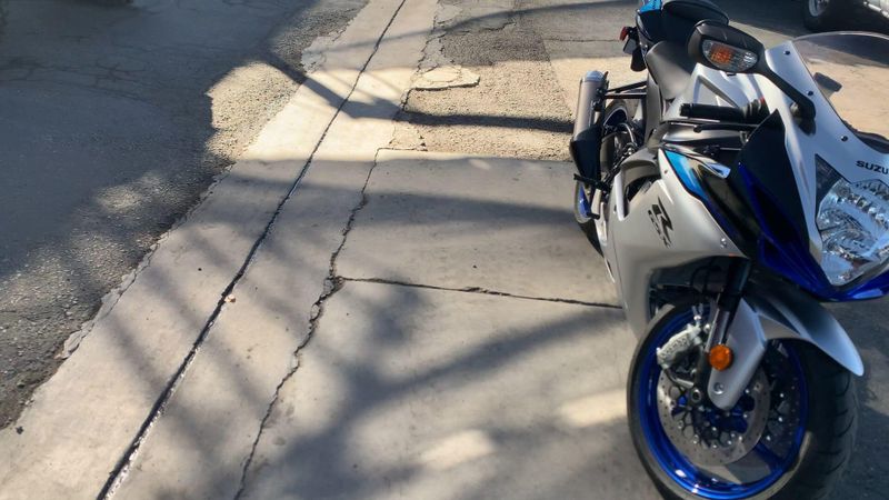 New 2026 Suzuki GSX-R600 Image 3