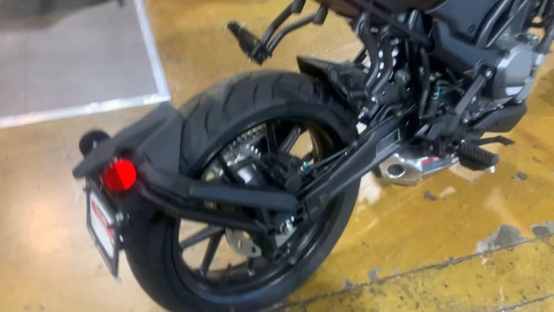 New 2025 CFMOTO 300NK Image 3