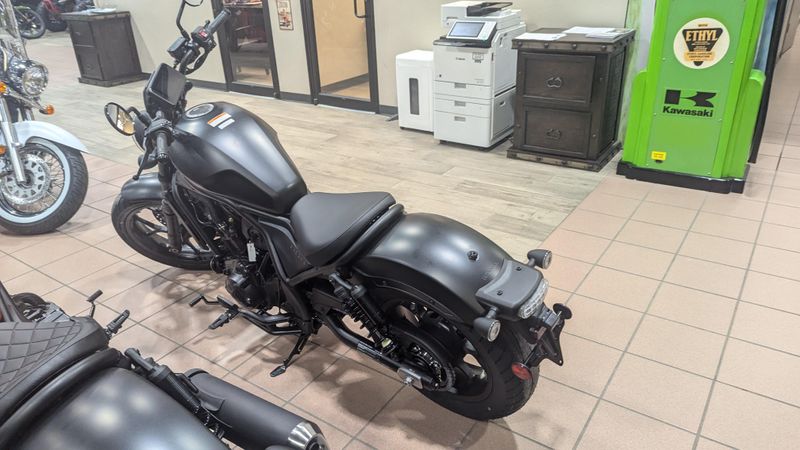 2025 Honda REBEL 1100 BASE MATTE BLACK METALLICImage 7