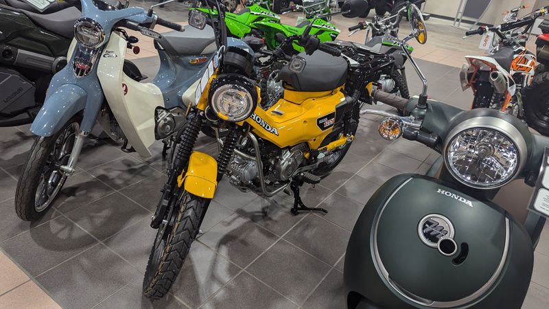 2024 Honda TRAIL 125 TURMERIC YELLOWImage 2