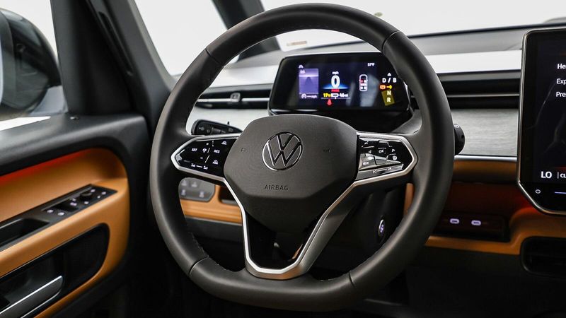 2025 Volkswagen ID. Buzz Image 16