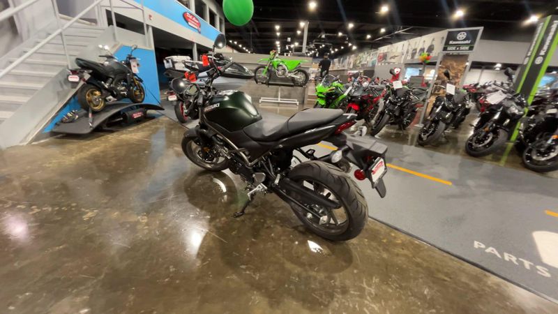2025 Suzuki SV650 ABS  in a GREEN/BLACK exterior color. Del Amo Motorsports of Redondo Beach (424) 390-7811 delamomotorsports.com 